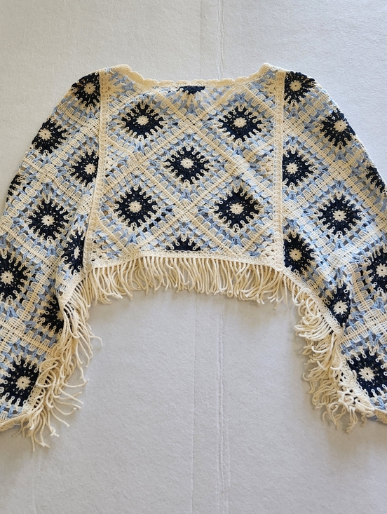 House of Harlow 1960 Cream, Navy & Light Blue Crochet Fringe Poncho Sweater - Picture 4 of 5